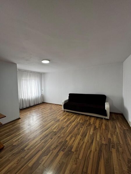 Doua camere decomandat, 60 mp, complet mobilat si utilat.
